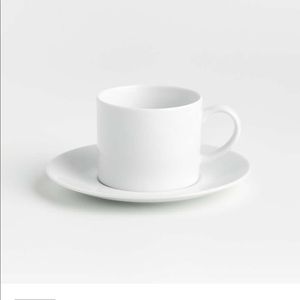 CRATE & BARREL ASPEN WHITE CUP SAUCER SET 9oz/ 6.25” SET OF 4